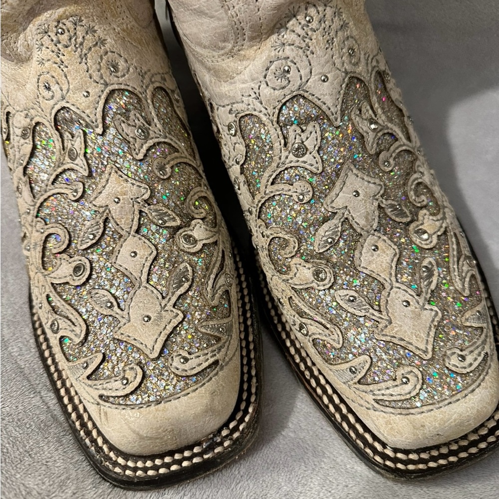 Women’s White Cowgirl Boots